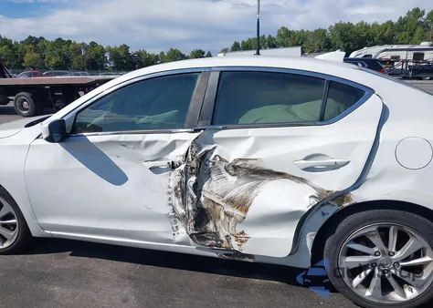 2017 Acura Ilx Acurawatch Plus Package from USA, damaged, VIN 19UDE2F37HA009835